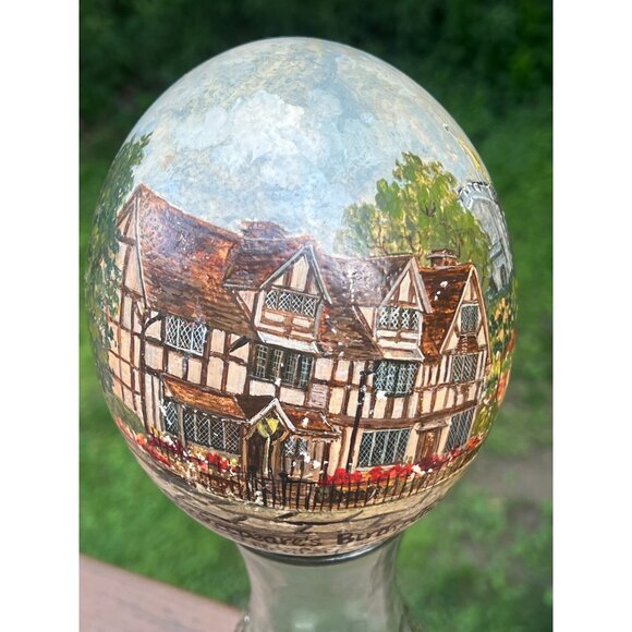 Hand Painted Ostrich Egg Shakespeare's Home Anne Hathaway Cottage Straford Avon - Picture 6 of 12